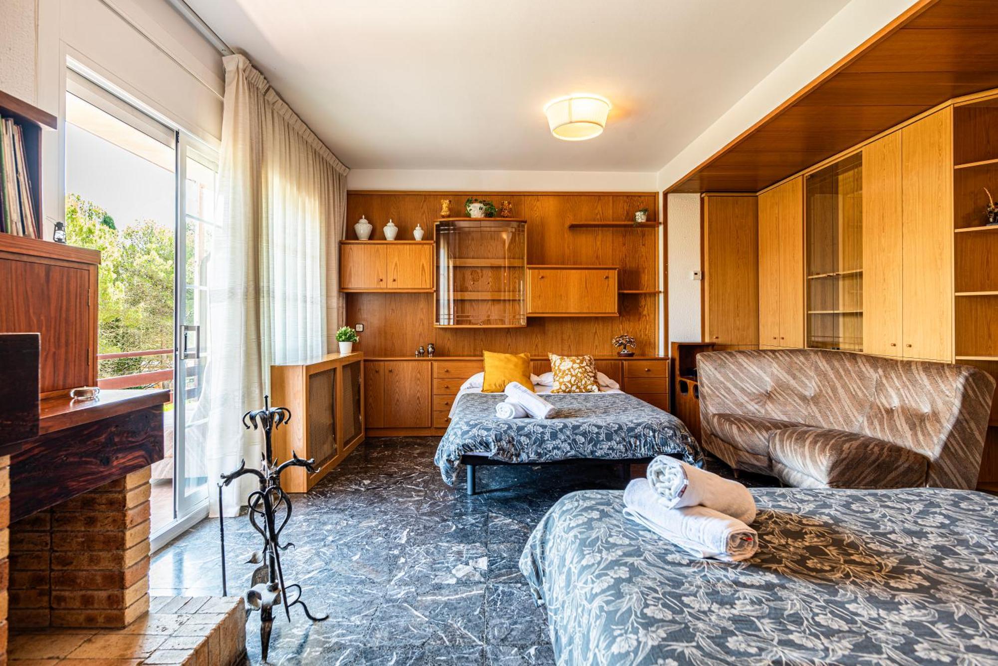 Espacio De Paz, Ideal Para Familias Villa Amalia La Llacuna Luaran gambar