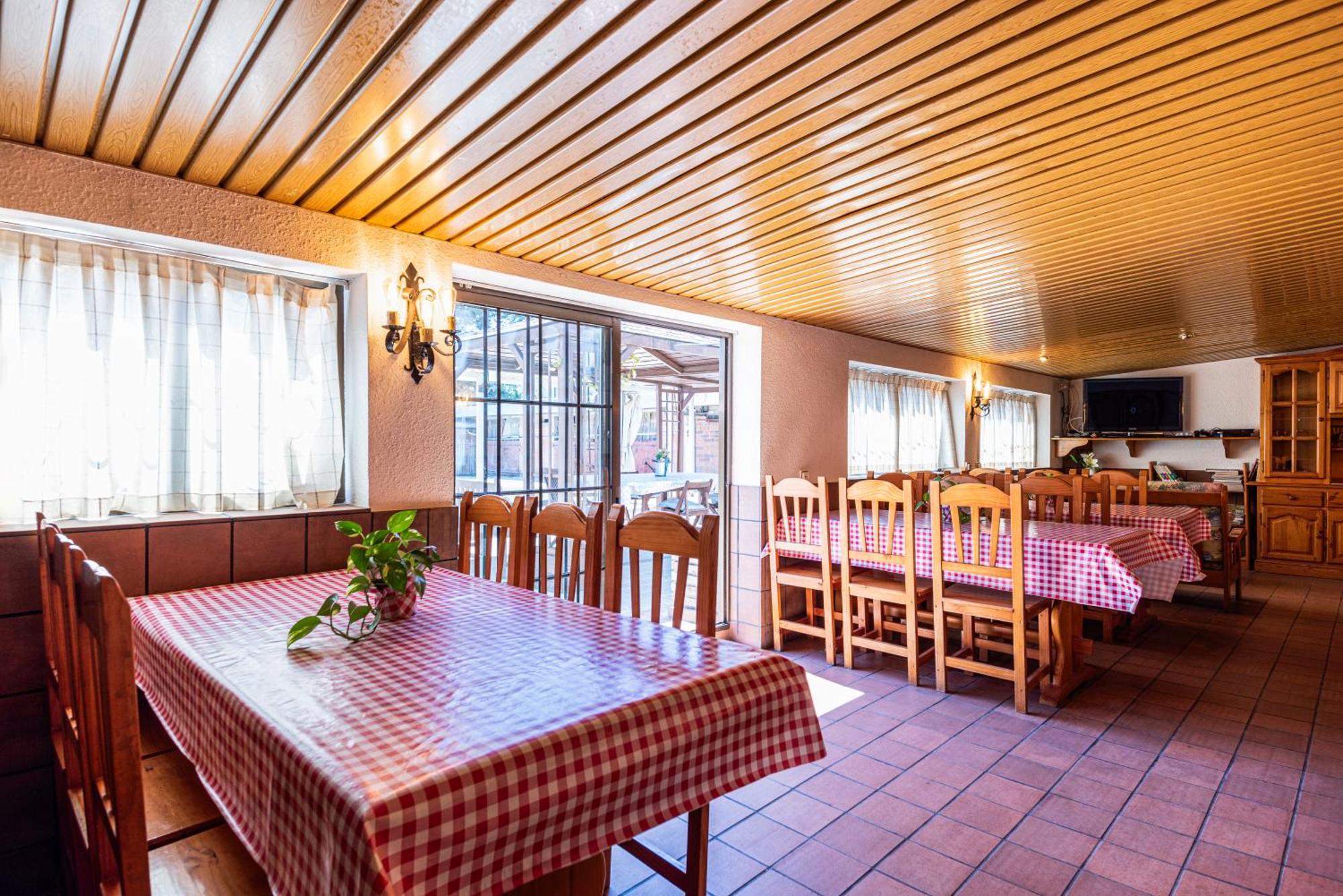 Espacio De Paz, Ideal Para Familias Villa Amalia La Llacuna Luaran gambar